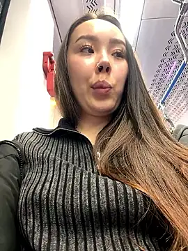 Snapshot of Asian_Asami chatting on December 3, 3:55 pm Asian Asami online show from December 3, 3:55 pm