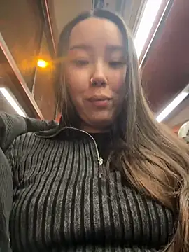 Snapshot of Asian_Asami chatting on December 5, 2:00 pm Asian Asami online show from December 5, 2:00 pm