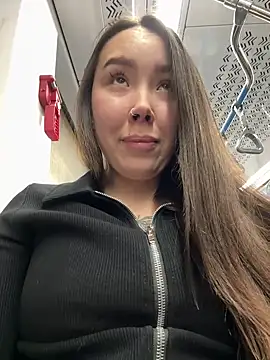 Snapshot of Asian_Asami chatting on December 19, 3:19 pm Asian Asami online show from December 19, 3:19 pm