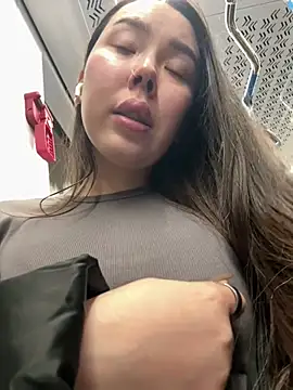 Snapshot of Asian_Asami chatting on January 1, 3:03 pm Asian Asami online show from January 1, 3:03 pm