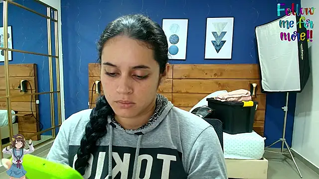 dahiana spark online show from October 9, 8:29 pm