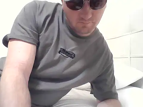 paul daniel online show from November 8, 8:18 pm