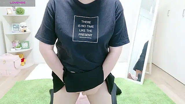 o-Aya-o online show from December 21, 3:09 pm