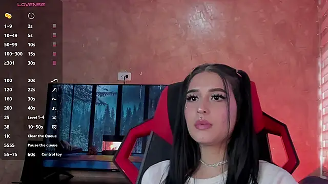 Charlotte greys online show from February 17, 10:14 pm