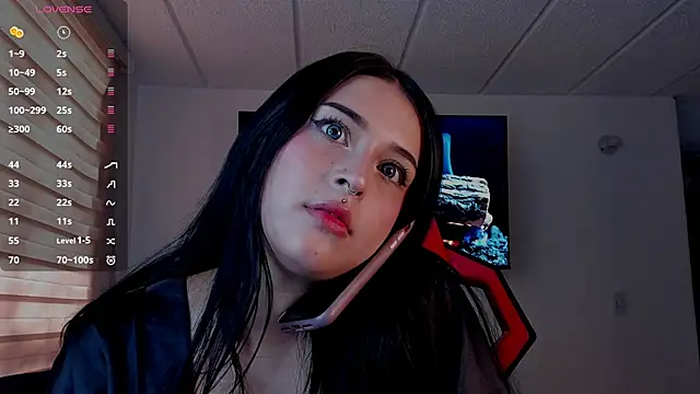 Charlotte greys online show from September 16, 8:21 pm