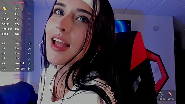 Charlotte greys online show from September 18, 8:22 pm