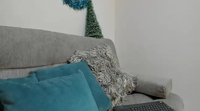 julian wallace online show from January 1, 1:04 am