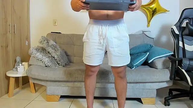 julian wallace online show from September 24, 2:31 pm