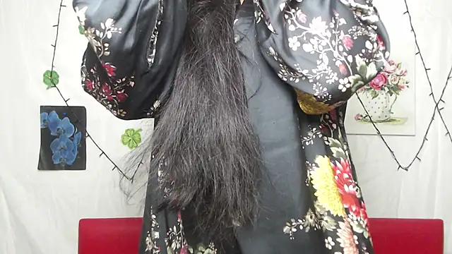 LiluGrants online show from March 21, 1:13 am