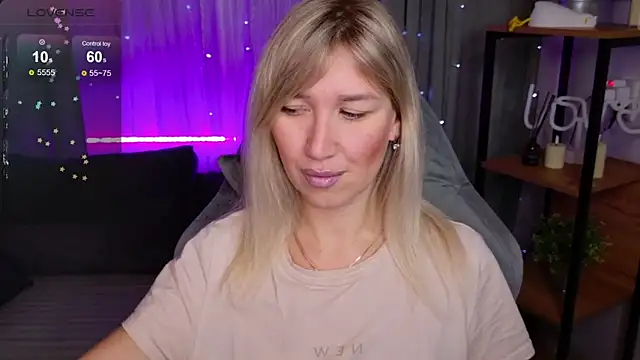 MilaBott online show from November 22, 8:30 pm