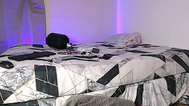 Logan cocky online show from February 5, 7:42 pm