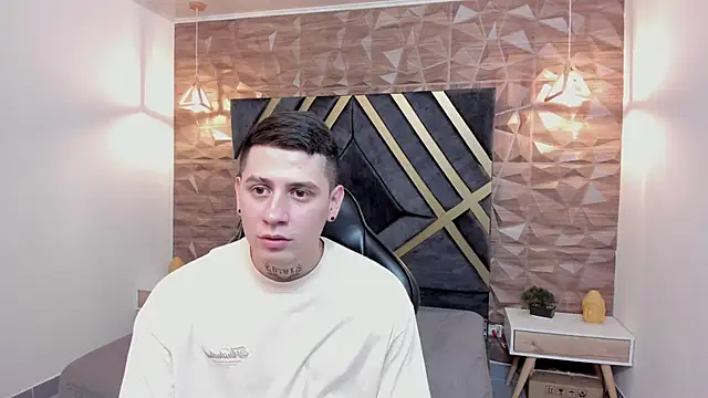 Yeiko Romero  online show from February 6, 5:09 pm