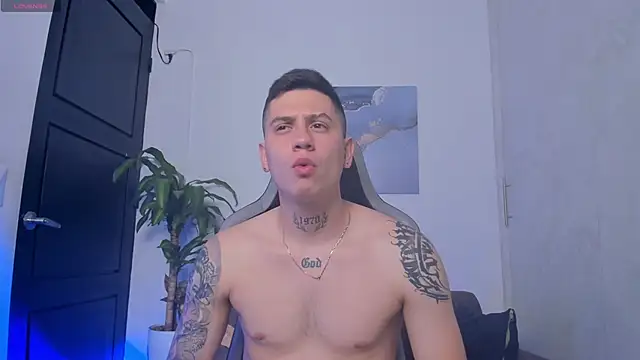 Yeiko Romero  online show from November 12, 11:36 pm