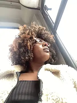 TIFFANYYSTAR online show from March 7, 4:22 pm