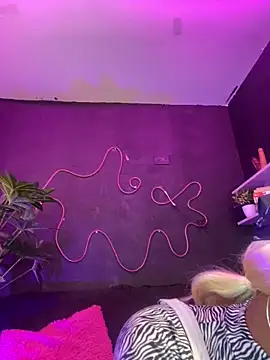 TIFFANYYSTAR online show from September 29, 5:29 pm