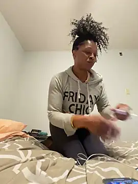 Snapshot of wynterheat chatting on January 11, 3:55 am wynterheat online show from January 11, 3:55 am