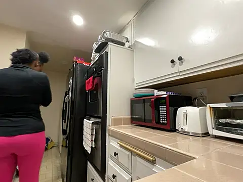 Snapshot of wynterheat chatting on January 25, 2:26 am wynterheat online show from January 25, 2:26 am