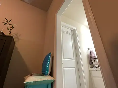 Snapshot of wynterheat chatting on November 15, 5:42 pm wynterheat online show from November 15, 5:42 pm