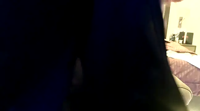 Snapshot of chhui_mui chatting on January 12, 11:58 pm chhui mui online show from January 12, 11:58 pm