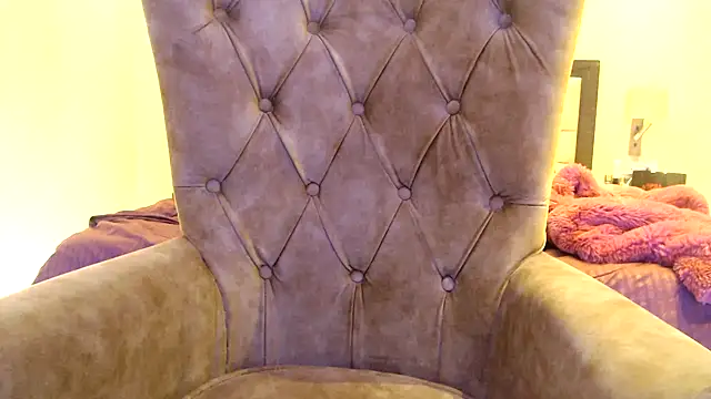 Snapshot of chhui_mui chatting on January 15, 6:29 pm chhui mui online show from January 15, 6:29 pm