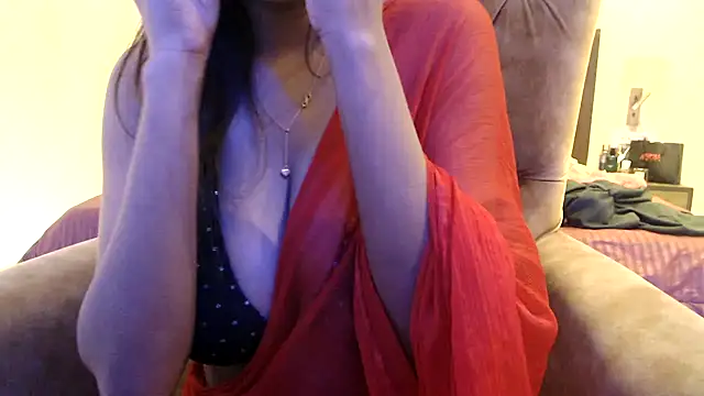 Snapshot of chhui_mui chatting on January 16, 6:16 pm chhui mui online show from January 16, 6:16 pm