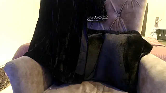 Snapshot of chhui_mui chatting on February 20, 8:58 pm chhui mui online show from February 20, 8:58 pm