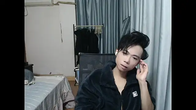 Snapshot of wujiaxing22 chatting on December 24, 2:12 pm wujiaxing22 online show from December 24, 2:12 pm