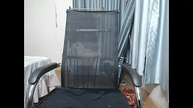 Snapshot of wujiaxing22 chatting on December 25, 3:06 pm wujiaxing22 online show from December 25, 3:06 pm