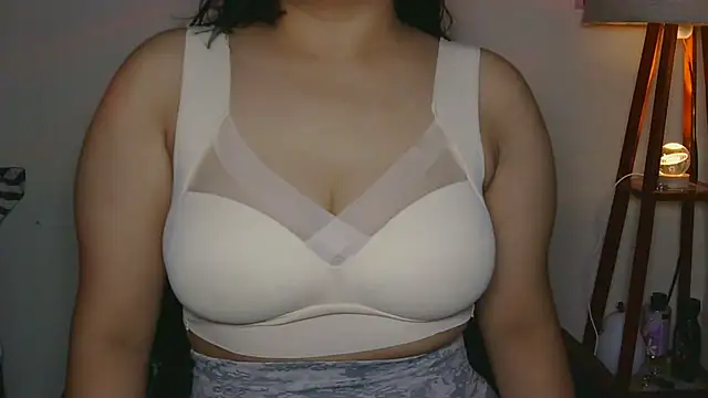 Snapshot of Kriti_02 chatting on September 21, 9:55 am Kriti 02 online show from September 21, 9:55 am