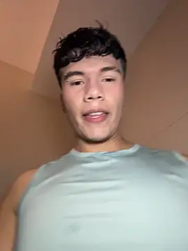 Logan smith1 online show from October 31, 9:49 pm