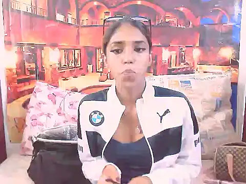 IndianSexySlender online show from January 23, 6:06 am