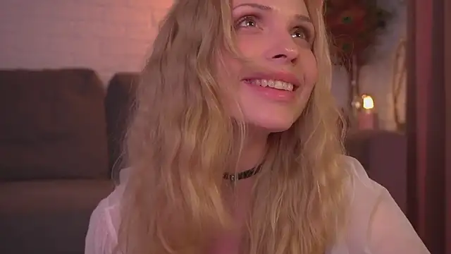 divinelights online show from March 18, 10:04 pm