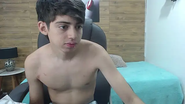 jhoellx online show from February 5, 1:11 pm