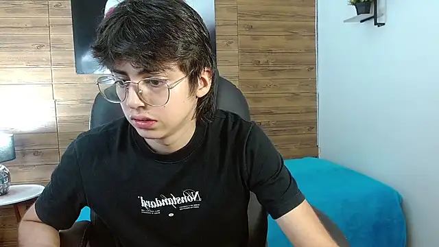 jhoellx online show from December 2, 7:42 pm