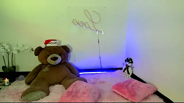 kendal scott1 online show from December 19, 10:00 pm