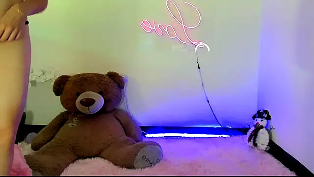 kendal scott1 online show from January 4, 12:27 am