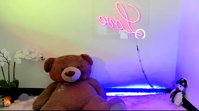 kendal scott1 online show from January 4, 10:02 pm