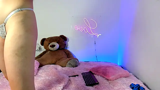 kendal scott1 online show from January 21, 1:08 am