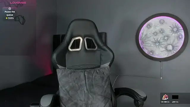 khriss brown online show from September 25, 9:18 pm