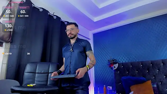 Snapshot of leondevereda chatting on January 26, 8:14 am leondevereda online show from January 26, 8:14 am