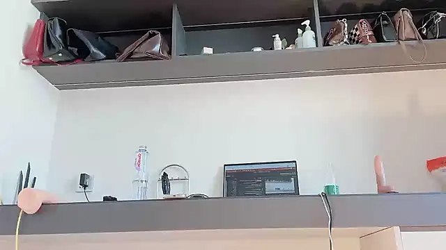 Krismil3 online show from September 12, 11:48 pm