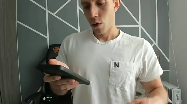 Snapshot of ianandjosephx chatting on January 31, 5:10 pm ianandjosephx online show from January 31, 5:10 pm