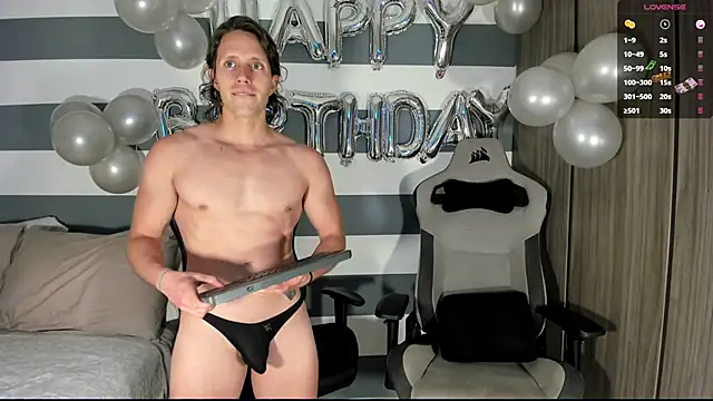 Snapshot of ianandjosephx chatting on March 6, 10:58 pm ianandjosephx online show from March 6, 10:58 pm