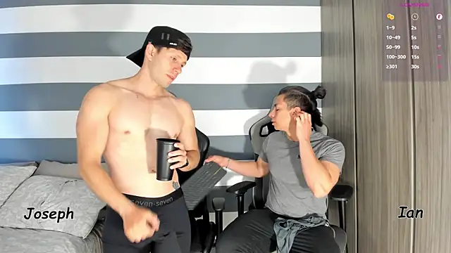 Snapshot of ianandjosephx chatting on September 21, 11:34 am ianandjosephx online show from September 21, 11:34 am