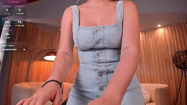 ChloePreston  online show from December 17, 5:04 pm