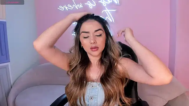 ChloePreston  online show from March 14, 10:39 am