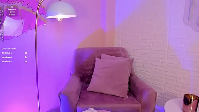 ChloePreston  online show from March 18, 1:42 pm