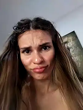 cuteluci  online show from January 23, 3:01 pm