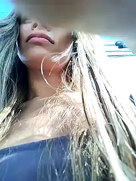 cuteluci  online show from January 23, 7:51 pm