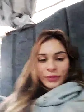 cuteluci  online show from February 19, 3:27 pm